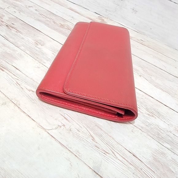 Celine vintage red foldover wallet - Picture 7 of 13